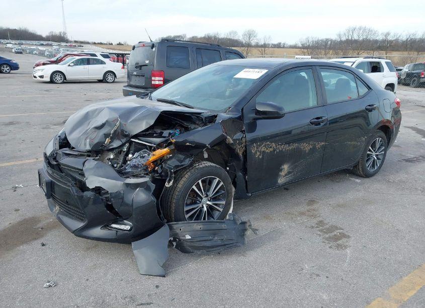 Photo 2 of 2018 Toyota Corolla L/LE/XLE/SE/XSE (VIN 2T1BURHE7JC975409)