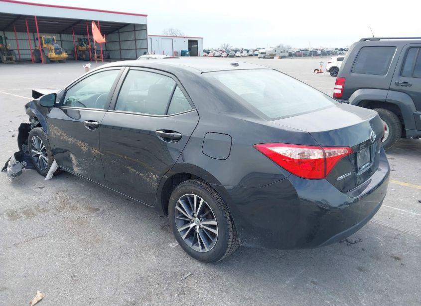 Photo 3 of 2018 Toyota Corolla L/LE/XLE/SE/XSE (VIN 2T1BURHE7JC975409)