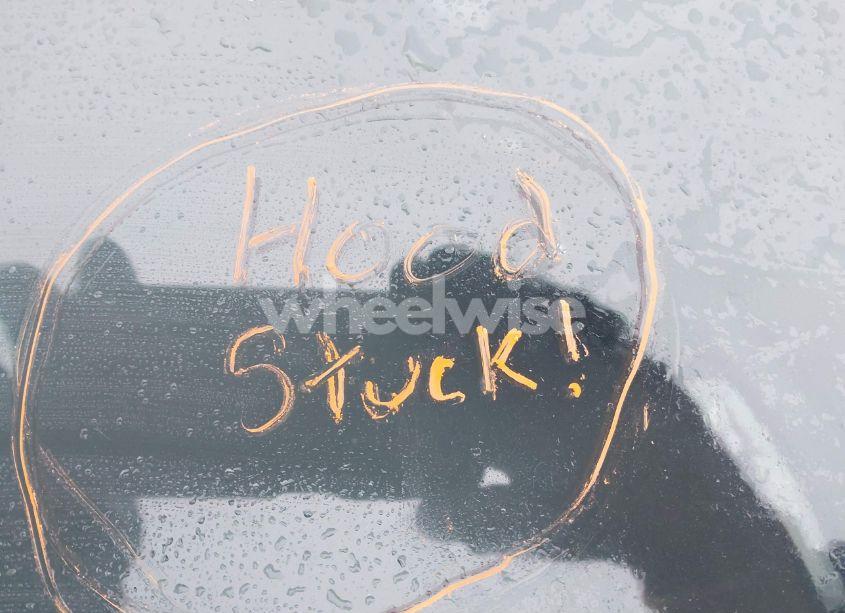 Photo 10 of 2018 Toyota Corolla LE (VIN 2T1BURHE7JC978830)