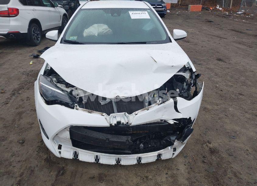 Photo 6 of 2018 Toyota Corolla LE (VIN 2T1BURHE7JC978830)
