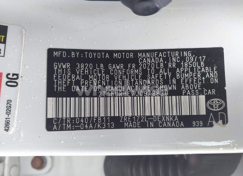 Photo 9 of 2018 Toyota Corolla LE (VIN 2T1BURHE7JC978830)