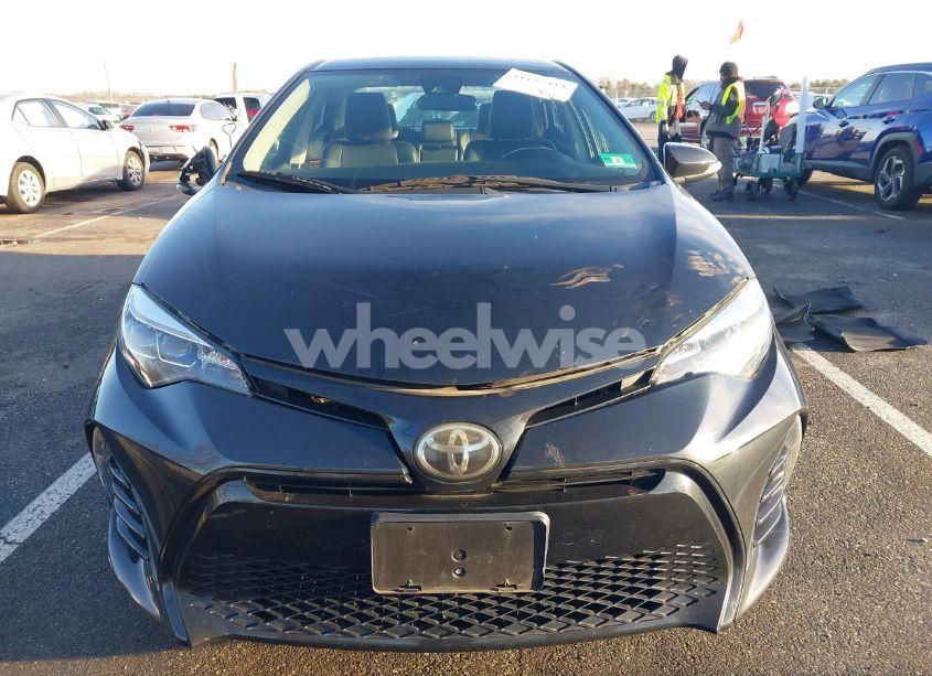 Photo 12 of 2018 Toyota Corolla L/LE/XLE/SE/XSE (VIN 2T1BURHE7JC996986)