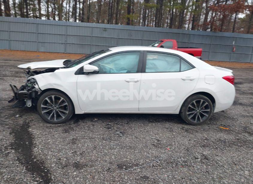 Photo 14 of 2019 Toyota Corolla SE (VIN 2T1BURHE7KC138564)