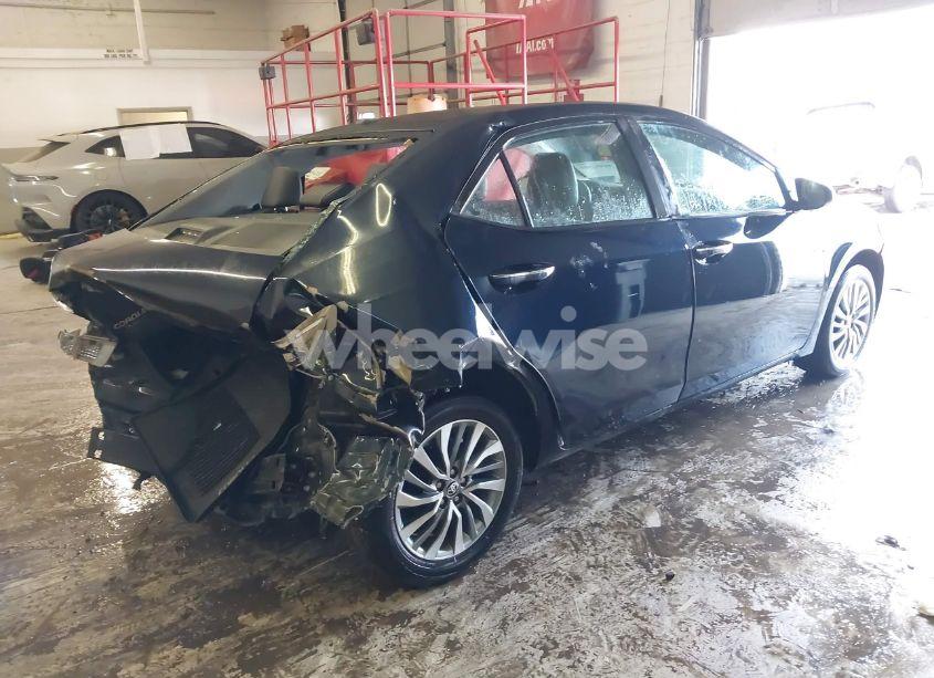 Photo 4 of 2019 Toyota Corolla XLE (VIN 2T1BURHE7KC138628)