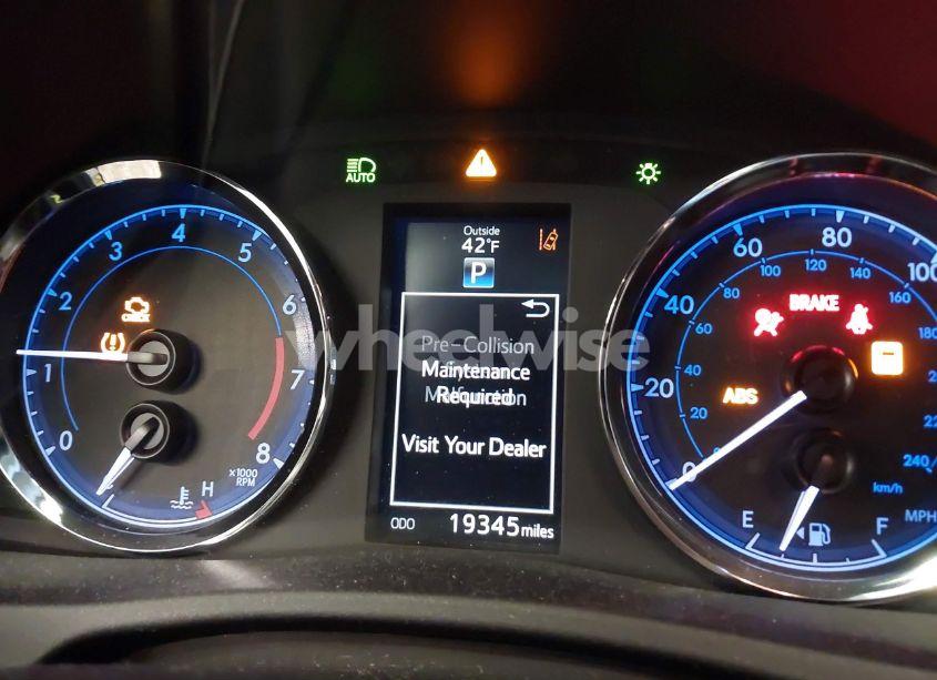 Photo 7 of 2019 Toyota Corolla XLE (VIN 2T1BURHE7KC138628)