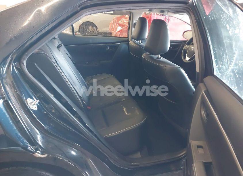 Photo 8 of 2019 Toyota Corolla XLE (VIN 2T1BURHE7KC138628)