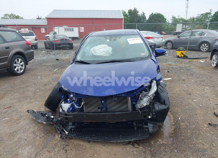 Photo 13 of 2019 Toyota Corolla SE (VIN 2T1BURHE7KC139584)