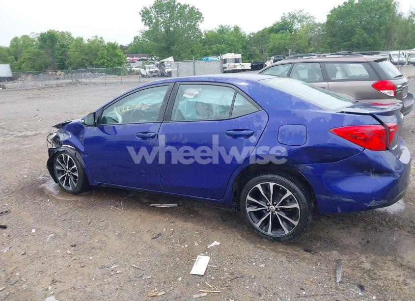 Photo 15 of 2019 Toyota Corolla SE (VIN 2T1BURHE7KC139584)