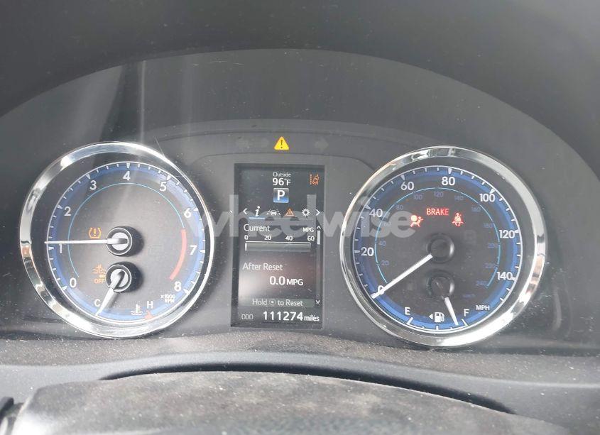 Photo 7 of 2019 Toyota Corolla SE (VIN 2T1BURHE7KC139584)