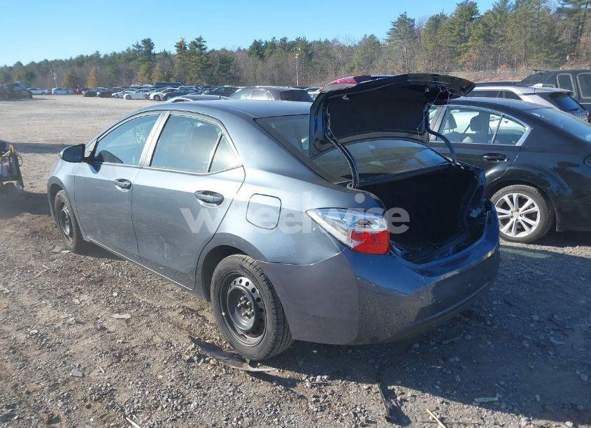 Photo 3 of 2019 Toyota Corolla LE (VIN 2T1BURHE7KC141268)