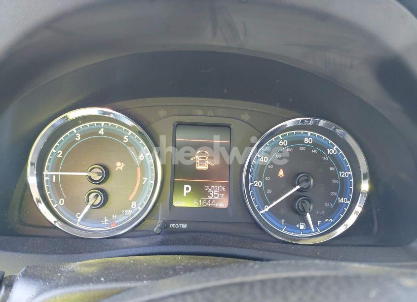 Photo 7 of 2019 Toyota Corolla LE (VIN 2T1BURHE7KC141268)