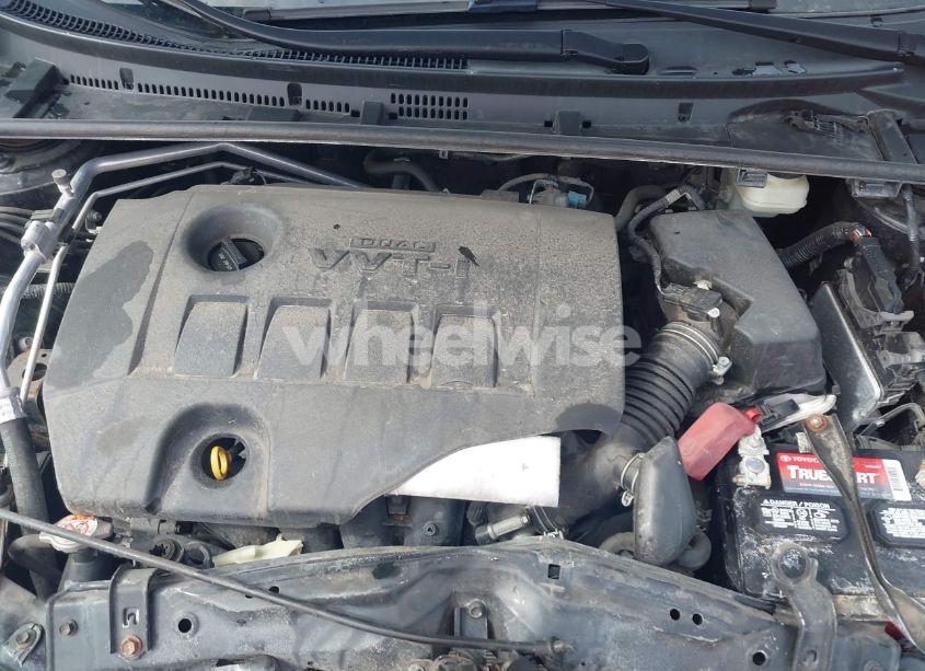 Photo 10 of 2019 Toyota Corolla LE (VIN 2T1BURHE7KC146101)