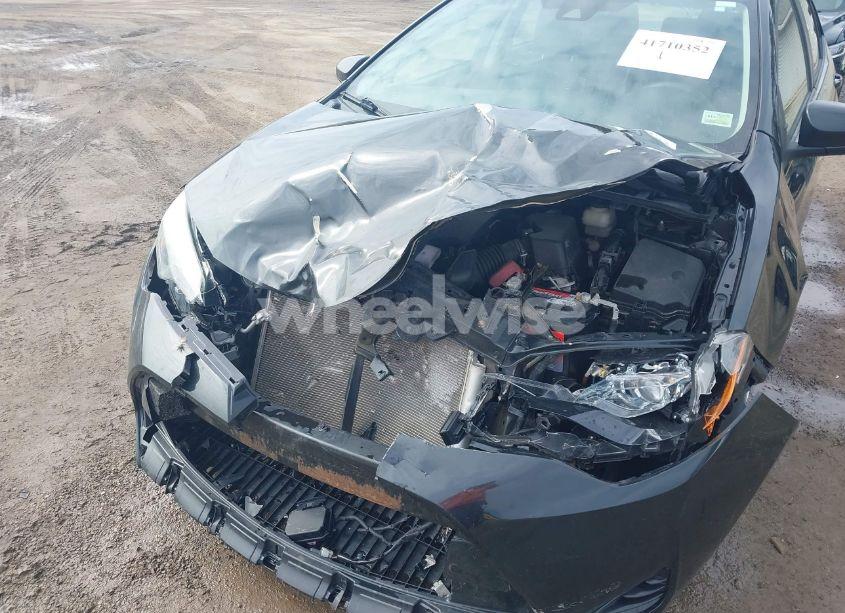 Photo 6 of 2019 Toyota Corolla LE (VIN 2T1BURHE7KC146101)