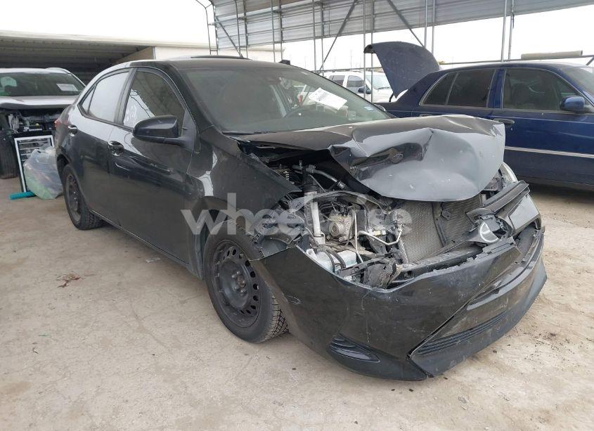 2019 Toyota Corolla LE (VIN 2T1BURHE7KC149855) main photo