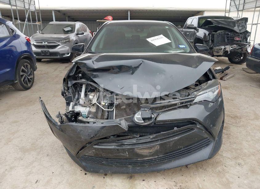 Photo 12 of 2019 Toyota Corolla LE (VIN 2T1BURHE7KC149855)