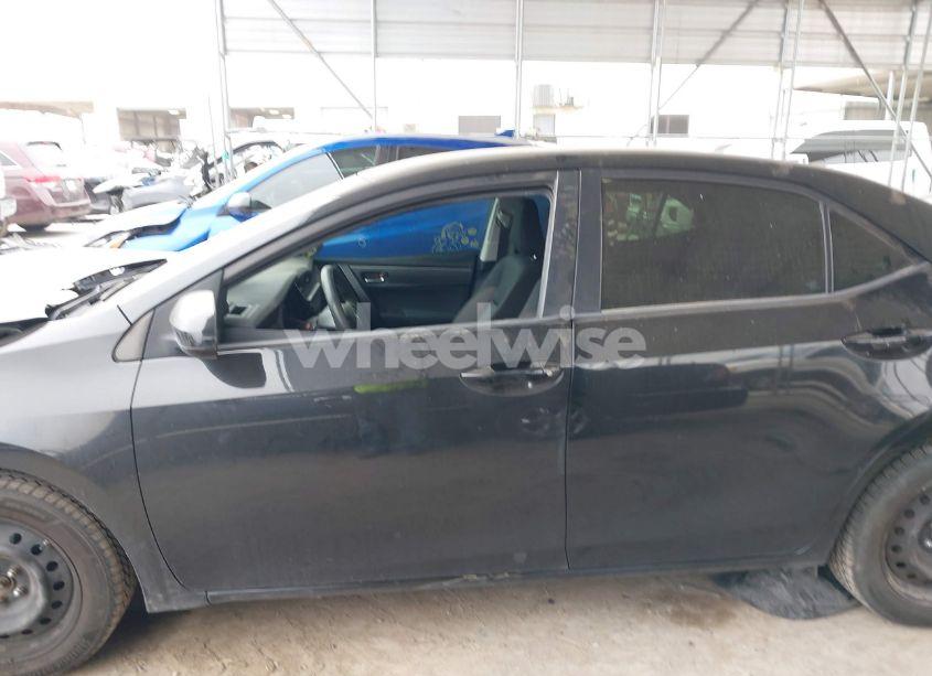 Photo 14 of 2019 Toyota Corolla LE (VIN 2T1BURHE7KC149855)