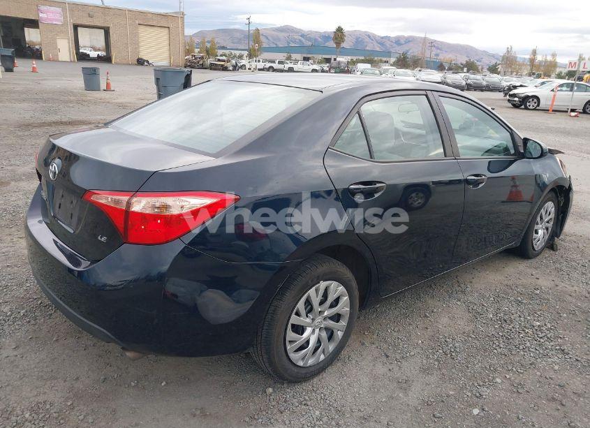 Photo 4 of 2019 Toyota Corolla LE (VIN 2T1BURHE7KC178868)