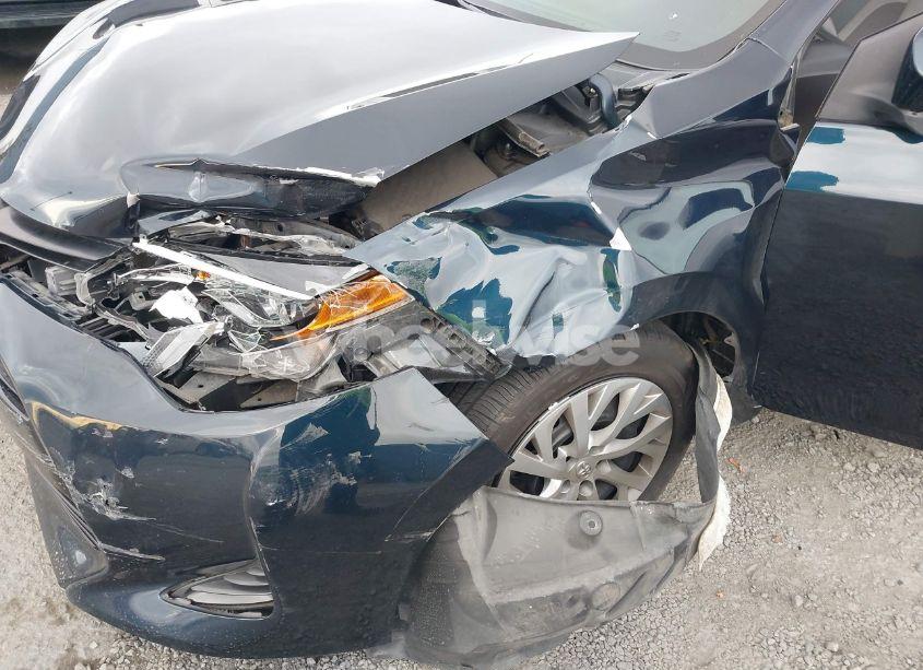 Photo 6 of 2019 Toyota Corolla LE (VIN 2T1BURHE7KC178868)