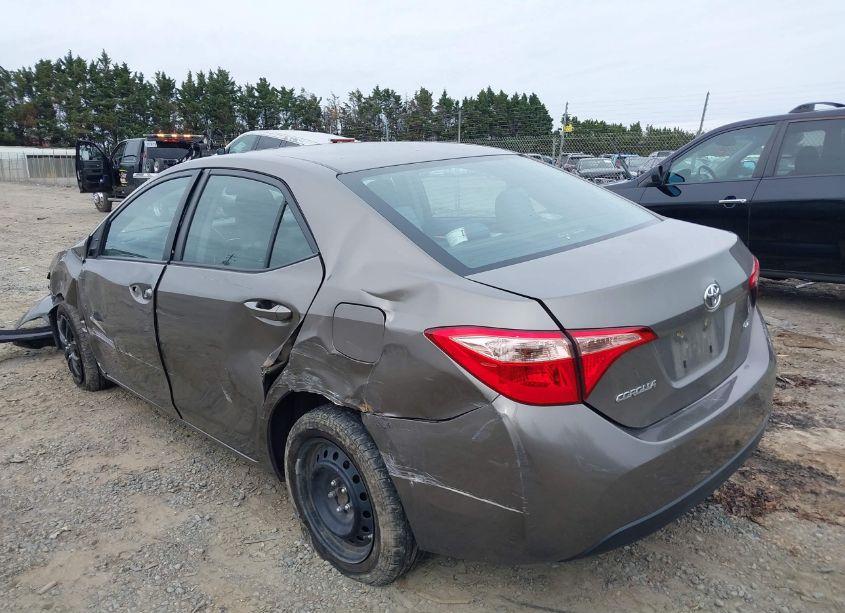 Photo 3 of 2019 Toyota Corolla LE (VIN 2T1BURHE7KC184461)
