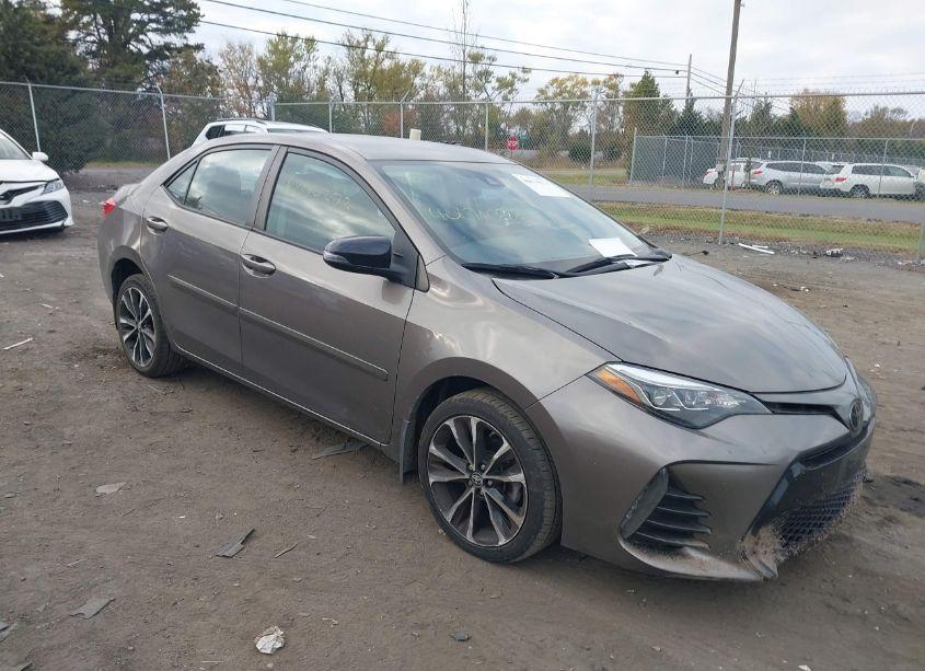 2019 Toyota Corolla SE (VIN 2T1BURHE7KC189305) main photo