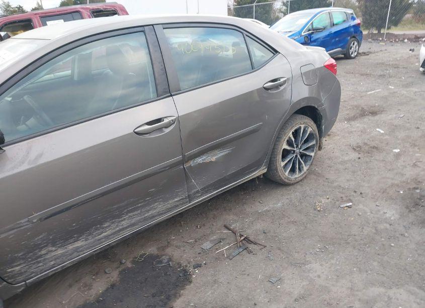 Photo 6 of 2019 Toyota Corolla SE (VIN 2T1BURHE7KC189305)