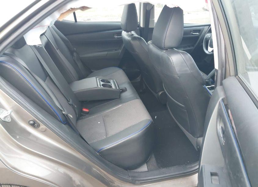 Photo 8 of 2019 Toyota Corolla SE (VIN 2T1BURHE7KC189305)