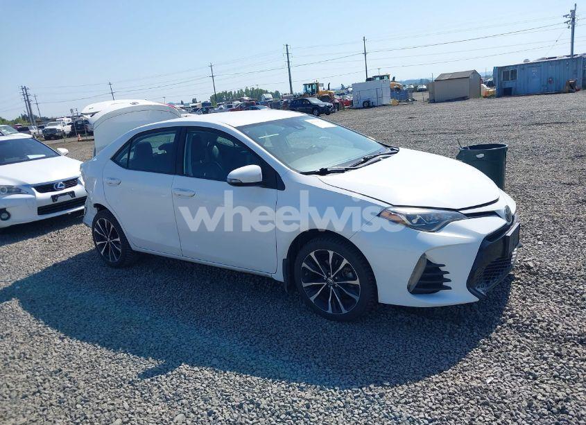2019 Toyota Corolla SE (VIN 2T1BURHE7KC192303) main photo