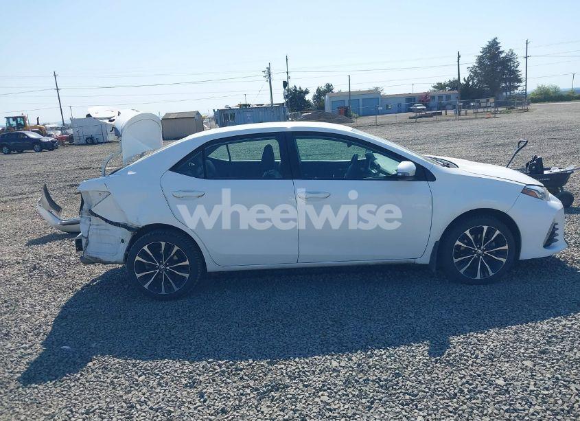 Photo 14 of 2019 Toyota Corolla SE (VIN 2T1BURHE7KC192303)