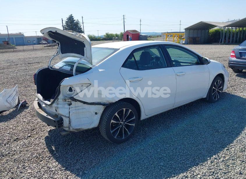 Photo 4 of 2019 Toyota Corolla SE (VIN 2T1BURHE7KC192303)