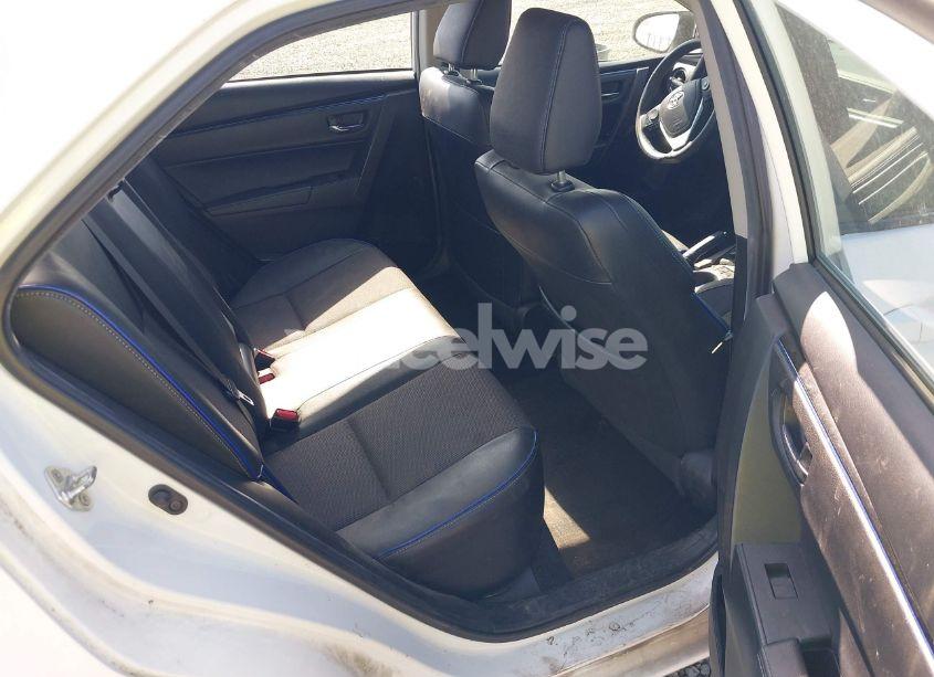 Photo 8 of 2019 Toyota Corolla SE (VIN 2T1BURHE7KC192303)