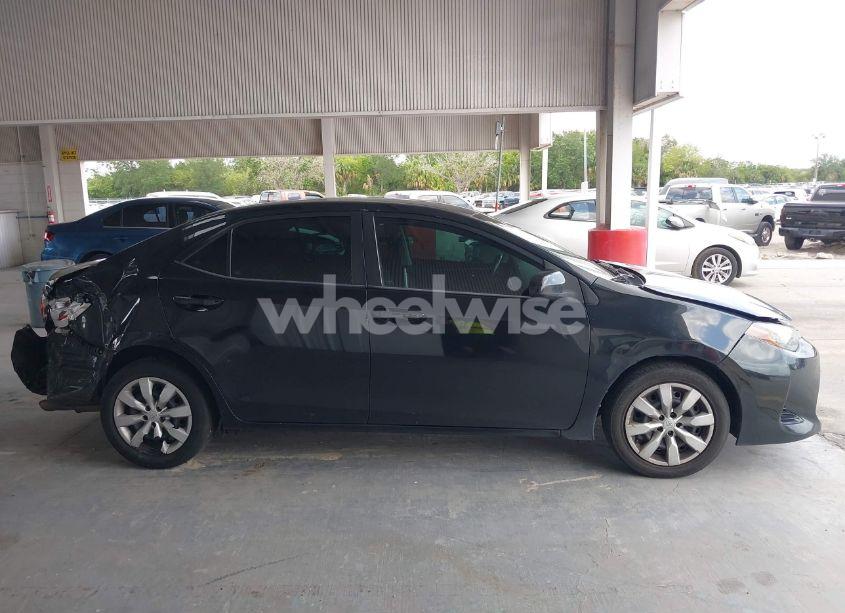 Photo 13 of 2019 Toyota Corolla LE (VIN 2T1BURHE7KC198974)