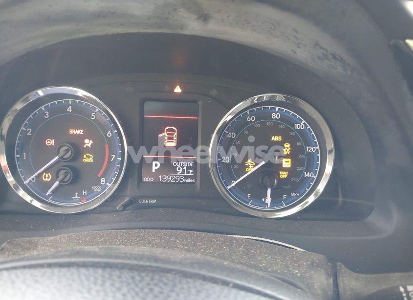 Photo 7 of 2019 Toyota Corolla LE (VIN 2T1BURHE7KC198974)