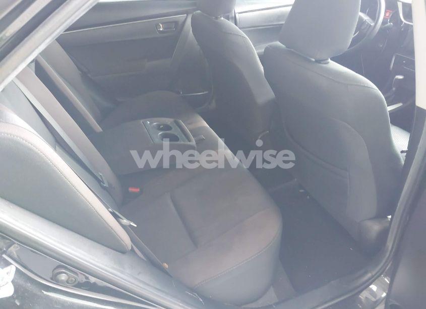 Photo 8 of 2019 Toyota Corolla LE (VIN 2T1BURHE7KC198974)