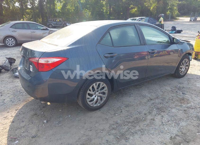Photo 4 of 2019 Toyota Corolla LE (VIN 2T1BURHE7KC203056)