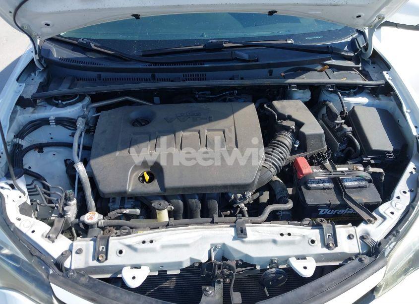 Photo 10 of 2019 Toyota Corolla SE (VIN 2T1BURHE7KC208113)