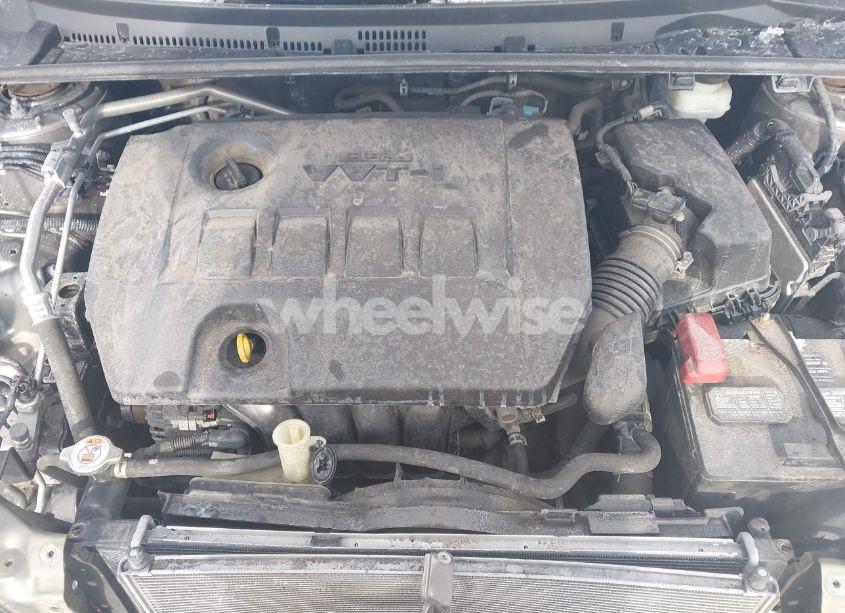 Photo 10 of 2019 Toyota Corolla LE (VIN 2T1BURHE7KC209603)