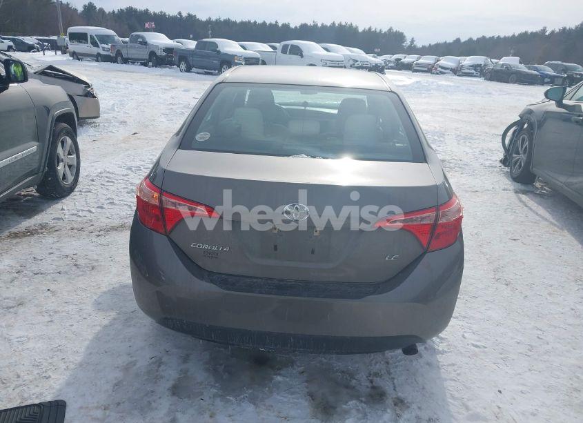 Photo 16 of 2019 Toyota Corolla LE (VIN 2T1BURHE7KC209603)