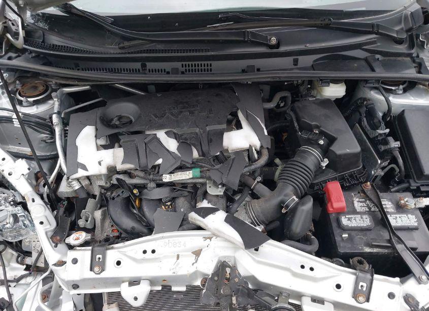 Photo 10 of 2019 Toyota Corolla LE (VIN 2T1BURHE7KC212629)