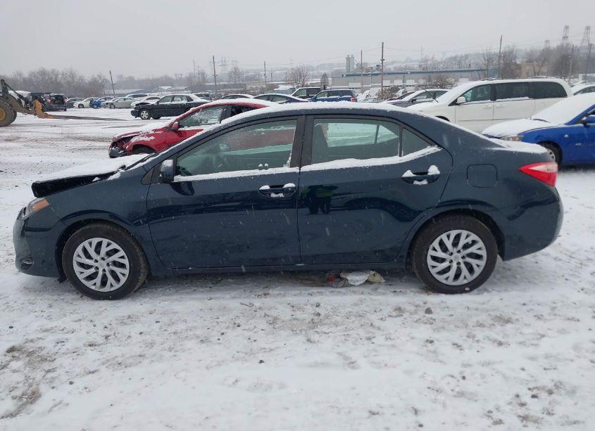 Photo 14 of 2019 Toyota Corolla LE (VIN 2T1BURHE7KC212680)
