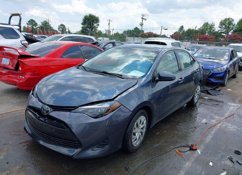 Photo 2 of 2019 Toyota Corolla LE (VIN 2T1BURHE7KC219225)