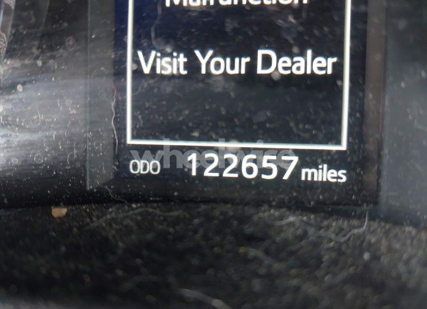 Photo 15 of 2019 Toyota Corolla XSE (VIN 2T1BURHE7KC223243)