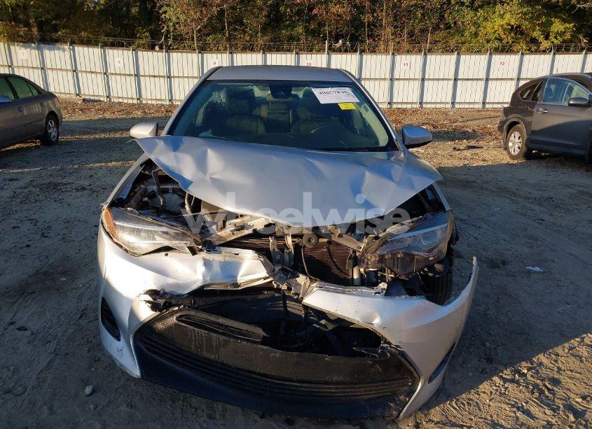 Photo 12 of 2019 Toyota Corolla LE (VIN 2T1BURHE7KC240947)