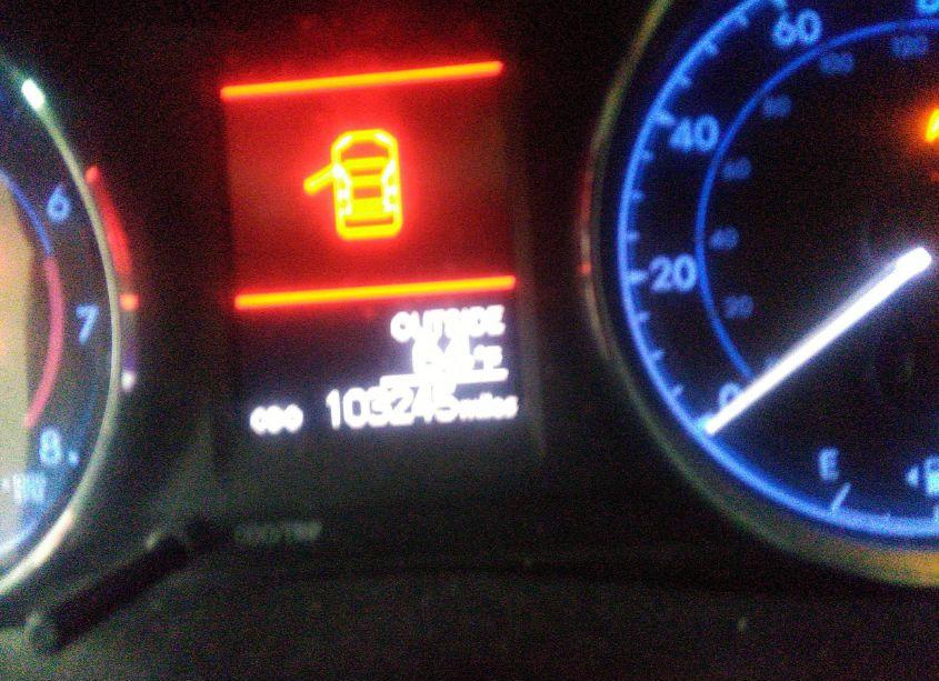 Photo 15 of 2019 Toyota Corolla LE (VIN 2T1BURHE7KC241807)