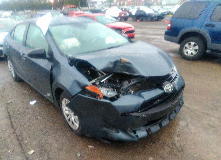 Photo 6 of 2019 Toyota Corolla LE (VIN 2T1BURHE7KC241807)