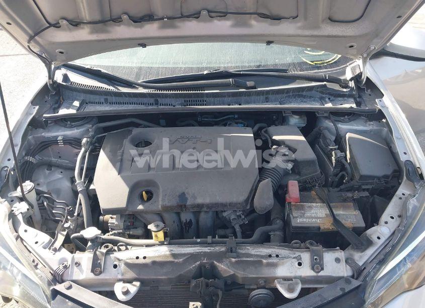 Photo 10 of 2019 Toyota Corolla LE (VIN 2T1BURHE7KC246733)