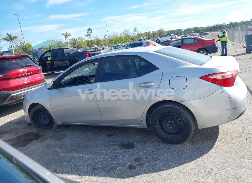 Photo 14 of 2019 Toyota Corolla LE (VIN 2T1BURHE7KC246733)