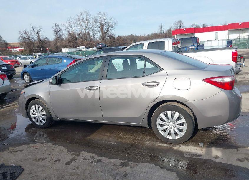 Photo 15 of 2014 Toyota Corolla LE (VIN 2T1BURHE8EC004649)