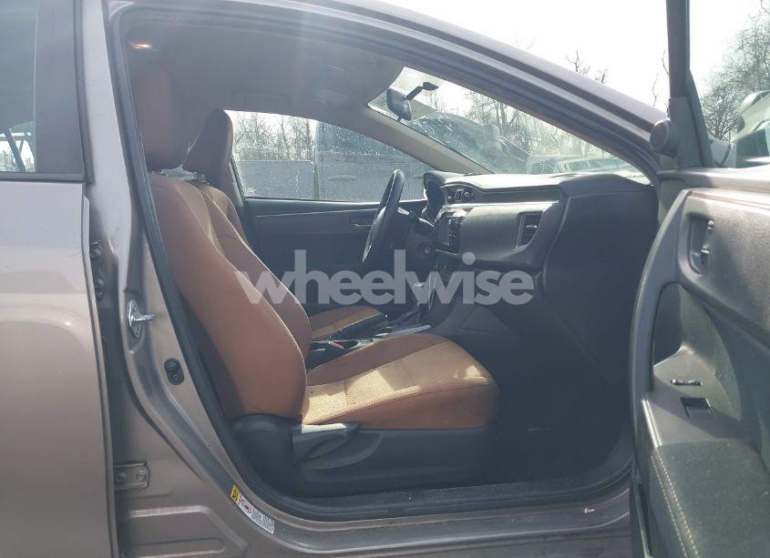 Photo 5 of 2014 Toyota Corolla LE (VIN 2T1BURHE8EC004649)