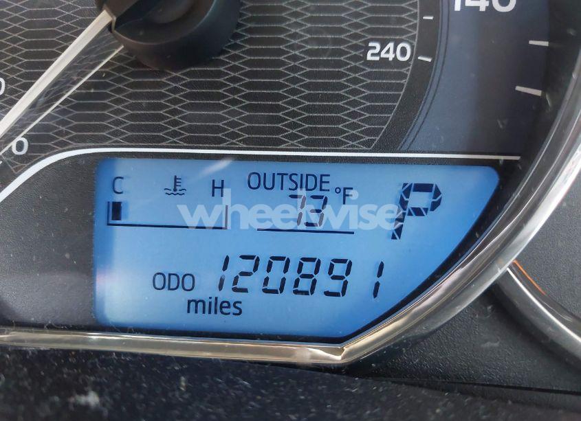 Photo 15 of 2014 Toyota Corolla LE (VIN 2T1BURHE8EC015408)