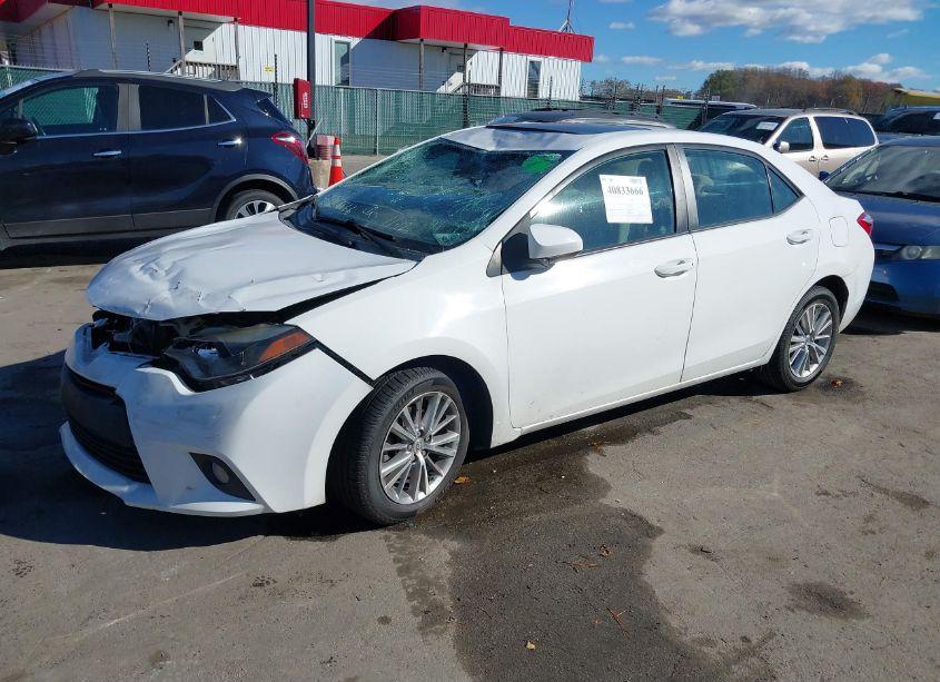 Photo 2 of 2014 Toyota Corolla LE PLUS (VIN 2T1BURHE8EC022326)